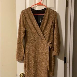 Fashion Nova gold dress in large very beautiful